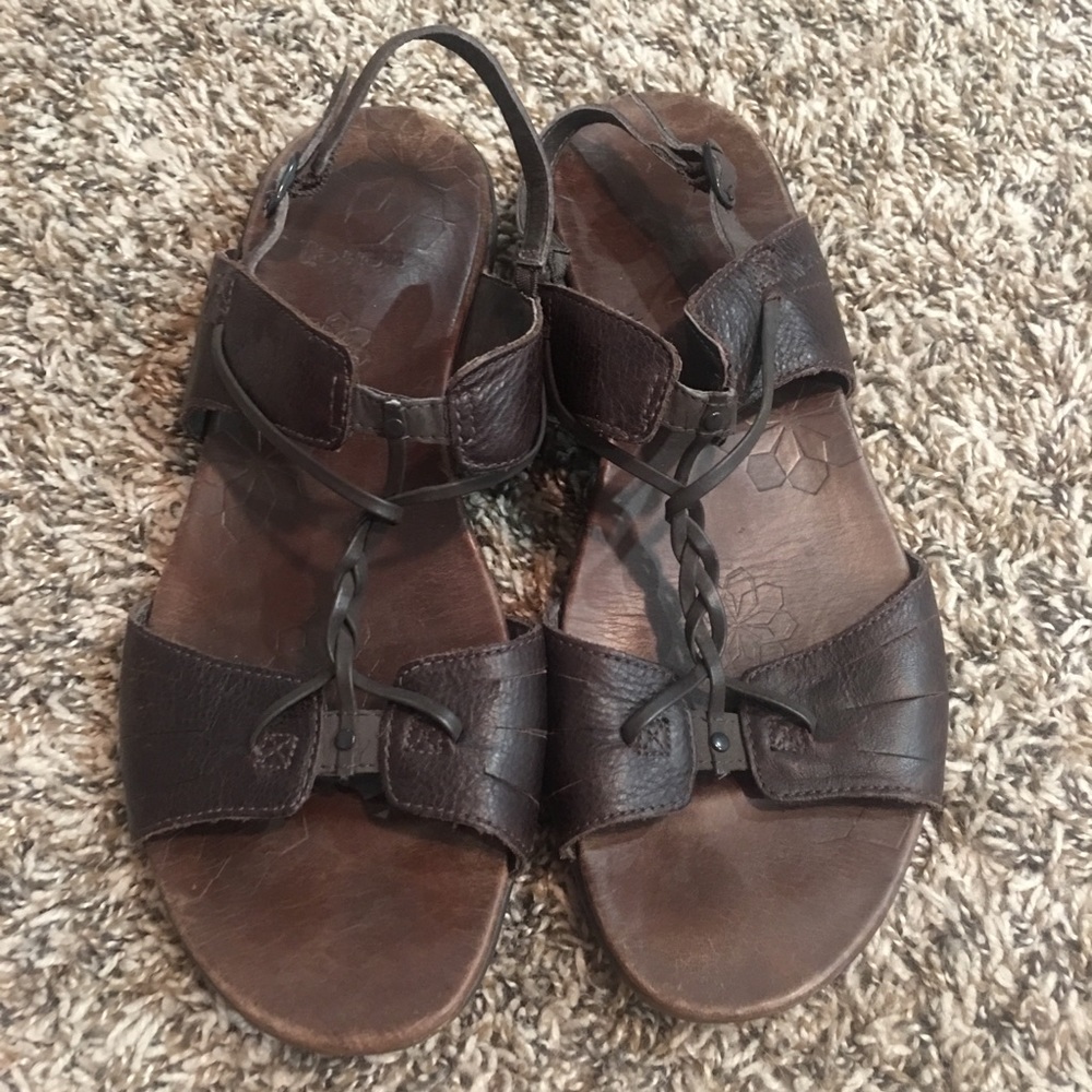 Women’s Merrell brown strappy Sandals